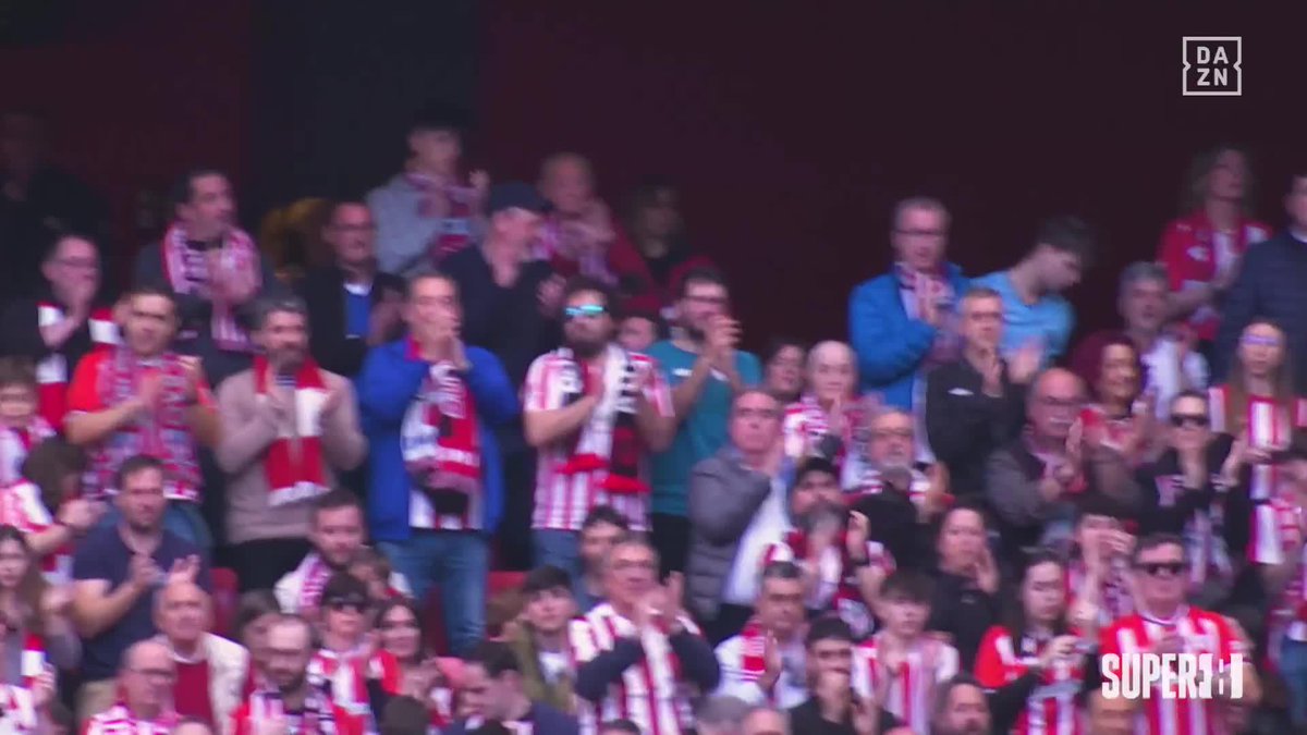 Nunca es tarde para una primera vez ❤️ La primera visita de Rafael, a sus 80 años, a San Mamés 🏟️ Athletic Club #Super8