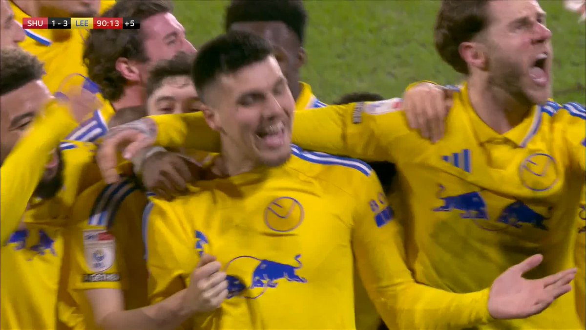 WOW. Joel Piroe with an absolute ROCKET to secure the win for Leeds United! 🚀