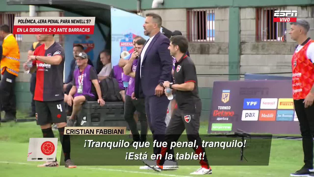 “Si no lo quiere cobrar, no lo cobra. Pero es penal” El ogro Fabbiani dijo clarito lo que pasa hace rato en el futbol argentino, con los arbitrajes y VAR. Cobran lo que quieren y les conviene, depende de que equipo sea el beneficiado o perjudicado