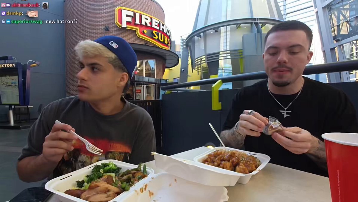 StableRonaldo, FaZe Adapt, and Lacy blessed a Panda Express employee with $10,000 after he gave them free food ❤️