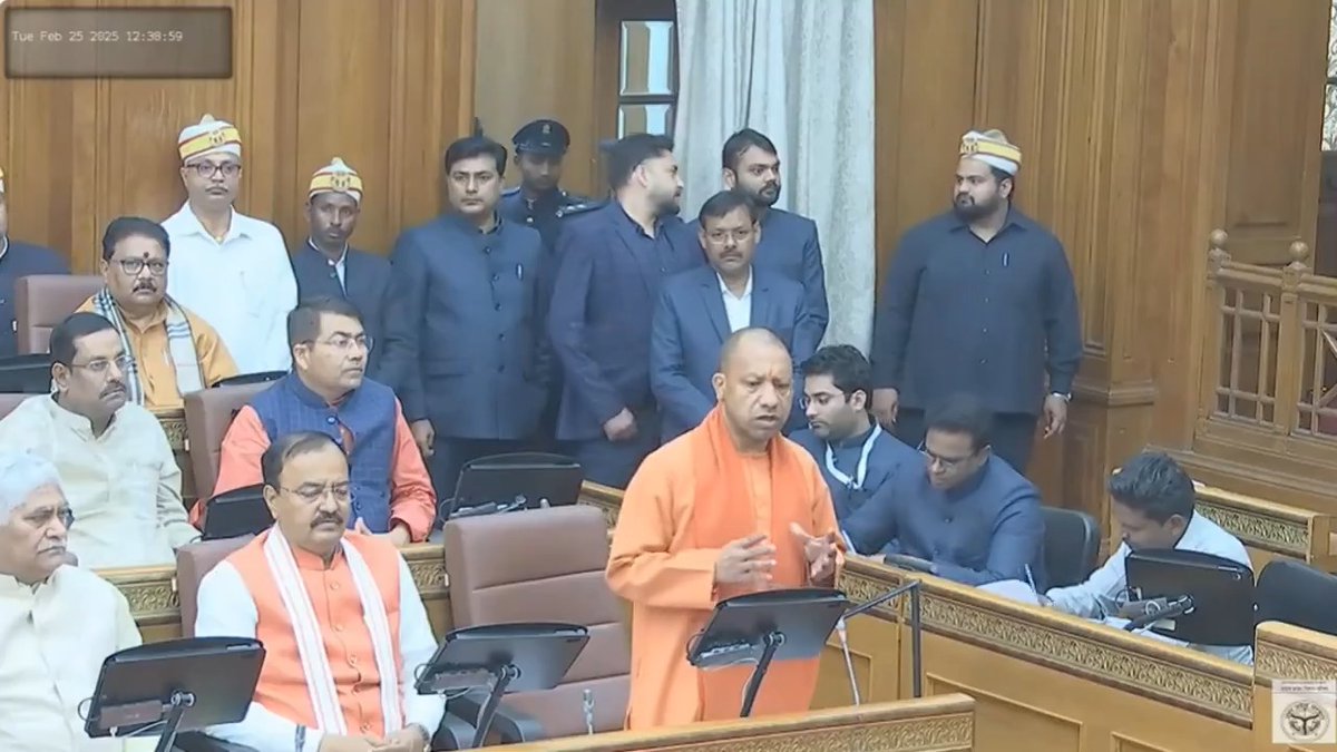 दोनों सदनों में समाजवादी पार्टी का आचरण न लोकतांत्रिक था और न ही संवैधानिक...