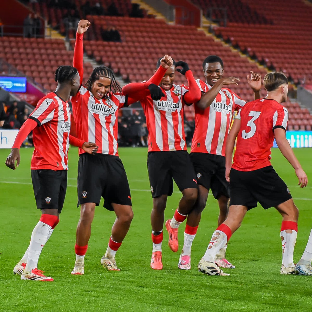 The #FAYouthCup show goes on ✨ It's quarter-final matchday for #SaintsFCU18s ❤️