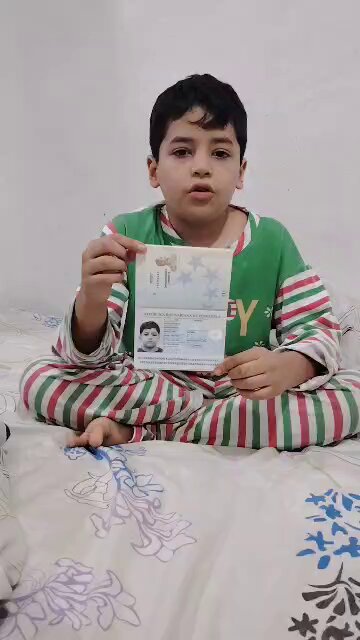 Edward es uno de nuestros niños que luchan contra el cáncer, que no tiene más opciones de tratamiento aquí en Venezuela, ya tenemos todo listo para que pueda viajar a España con su familia, solo nos falta un poco de ayuda para sus gastos al llegar allá. Este es el pago móvil de su mamá: Banco de Venezuela CI 20639601 04120308879. Ese es su número de teléfono la pueden contactar si desean apoyarlo.