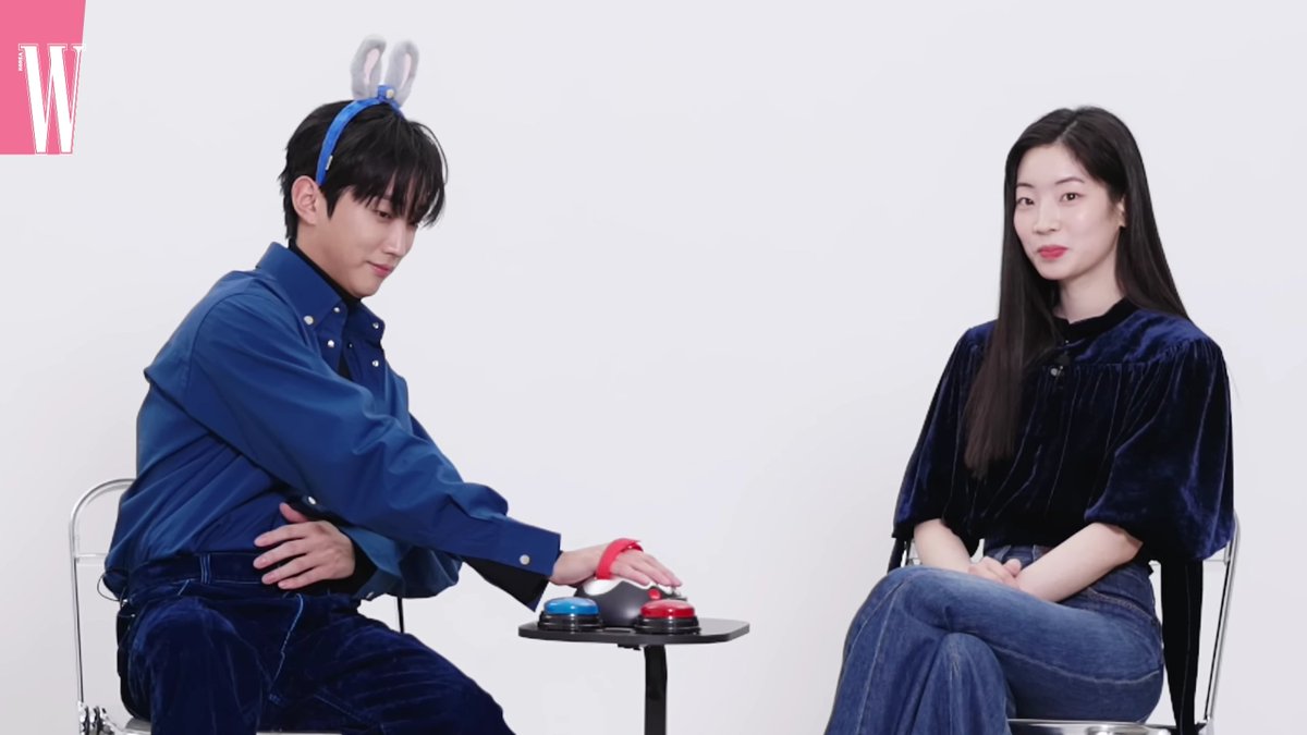 Jinyoung was asked if his heart ever fluttered when he was filming with Dahyun, he said it fluttered every day and at one point started seeing her as just Seon-ah. Dahyun said her heart fluttered every day filming with Jinyoung too and it came out true on the lie detector test.