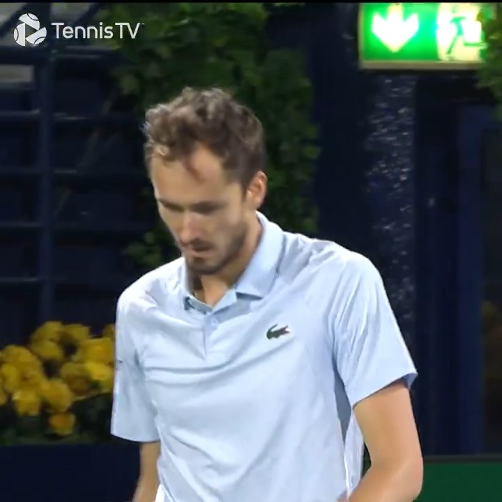 Starting off strong 🔥 Daniil Medvedev #DDFTennis