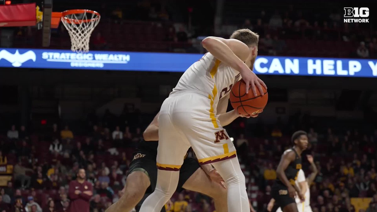 “Finally being able to find who I am—Parker Fox as a person—that self-discovery was everything for me.” In The Journey’s latest feature, Parker Fox reflects on his path to Minnesota Men's Basketball and how overcoming two major injuries has changed his life 👇 #B1GMBBall