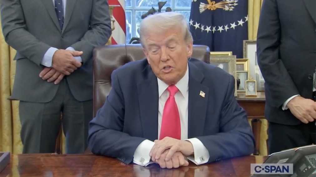 Trump says he’s going to be creating a money-making scheme to sell special green cards called “gold cards” to “wealthy people”