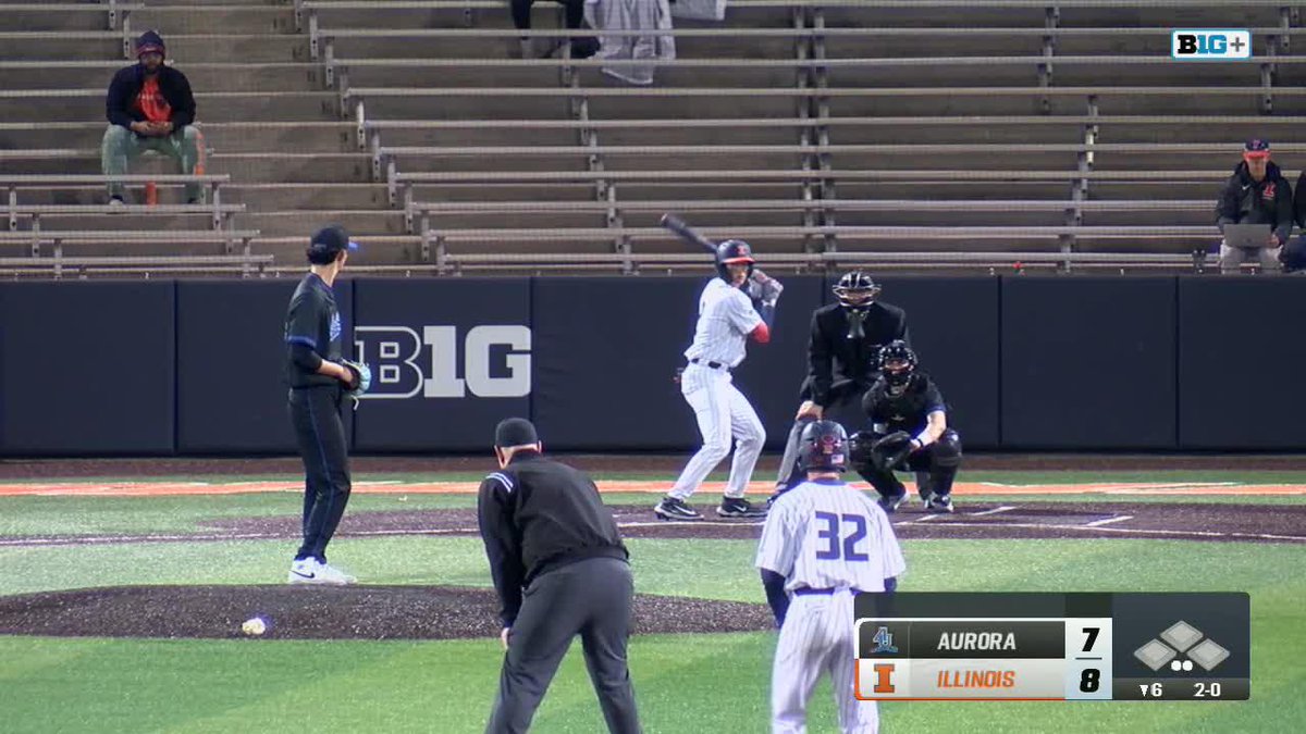 B6 | GRAND SLAM!!! Jack Zebig launches one, his second 💣 of the season! Illini 12, Aurora 7