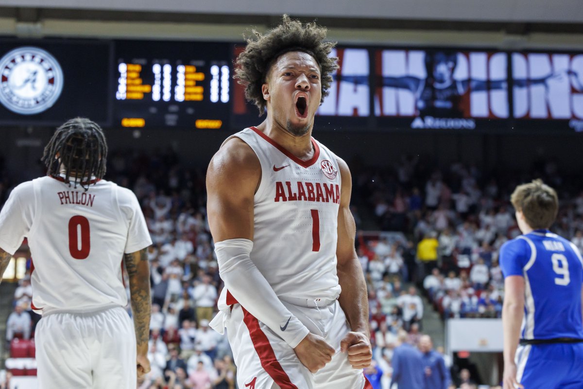 The Associated Press national player of the week in men’s college basketball for Week 16 of the season is Mark Sears.