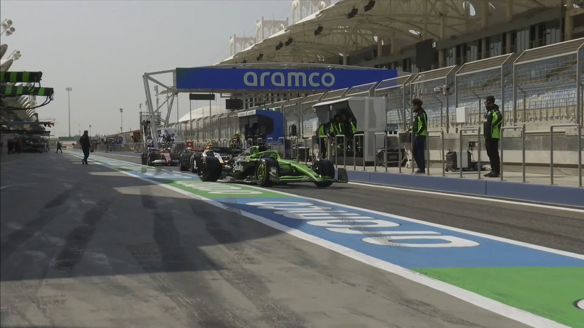 GREEN LIGHT! 🟢 Testing in Bahrain for the NEW season is UNDERWAY! 💪