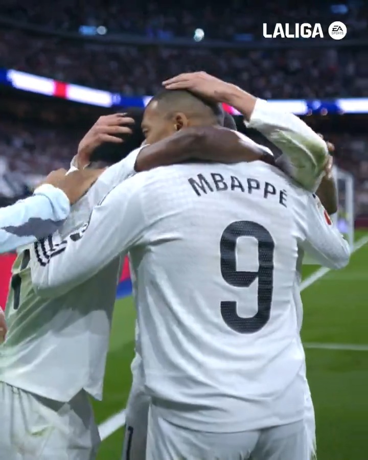 👀🤍 La conexión Vini Jr. - @KMBappe. #LALIGAEASPORTS | #LALIGAHighlights