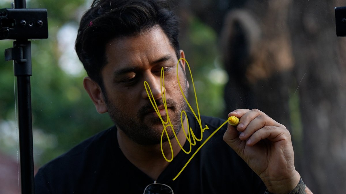 THA7A FOR A REASON! 🦁🔥 #Thala #DenComing #WhistlePodu 🦁💛