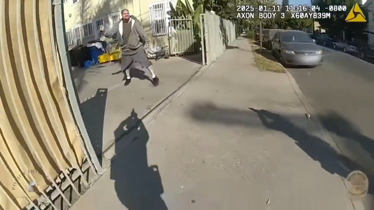 Brian Rolstad, a resident of a Los Angeles "residential treatment facility," stabbed one of the cooks working there multiple times. LAPD were called and engaged him first with bean bag "less lethal" rounds. He didn't comply and was killed by the responding officers... #CityLife #urban #LAPD #police #decay #california #crime #FAFO #democrats #cops #BallisticTest