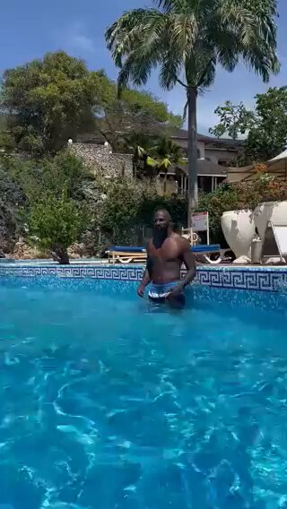 You call that swimming! You’ve got nothing on the N23 Navy SEALS.