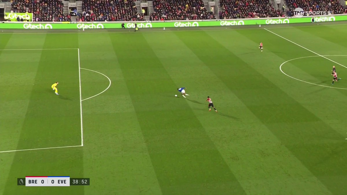 "Beto couldn't find the neto" How on EARTH did Everton's main man not give them the lead? 🫢🫢