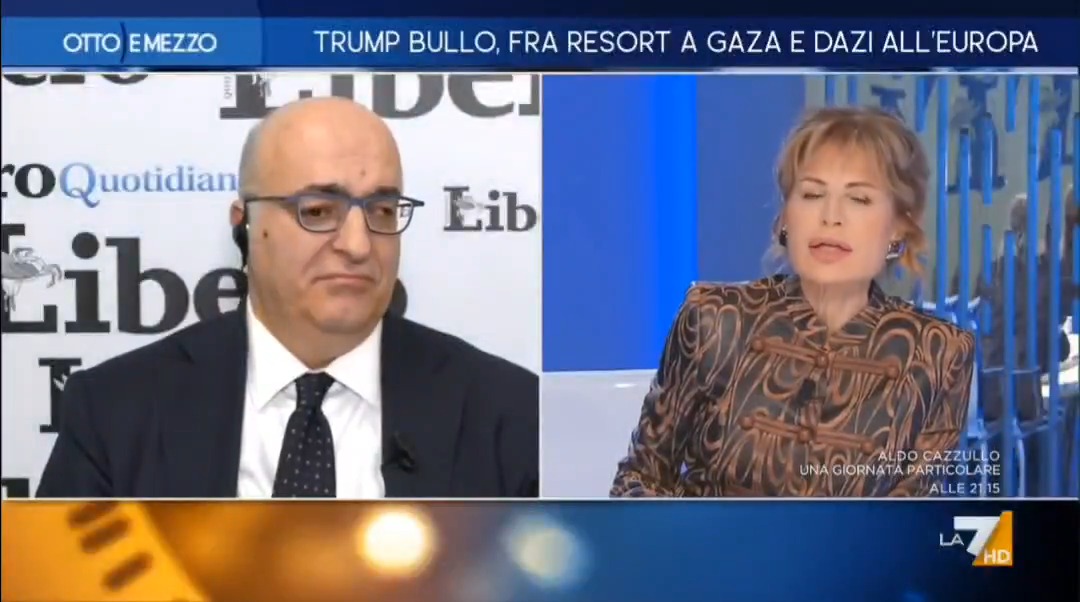 Sechi normalizza il video osceno di Trump: "È un costruttore, gli piacciono le costruzioni [...] Pensa allo sviluppo di Gaza. Gli occidentali vanno a trascorrere le vacanze in riviera" Ormai hanno perso la ragione #ottoemezzo