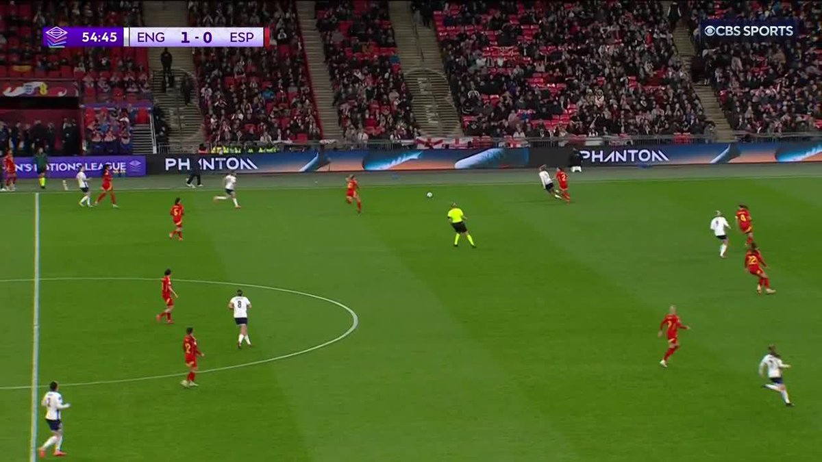 Lights out at Wembley 🪄📱🤩