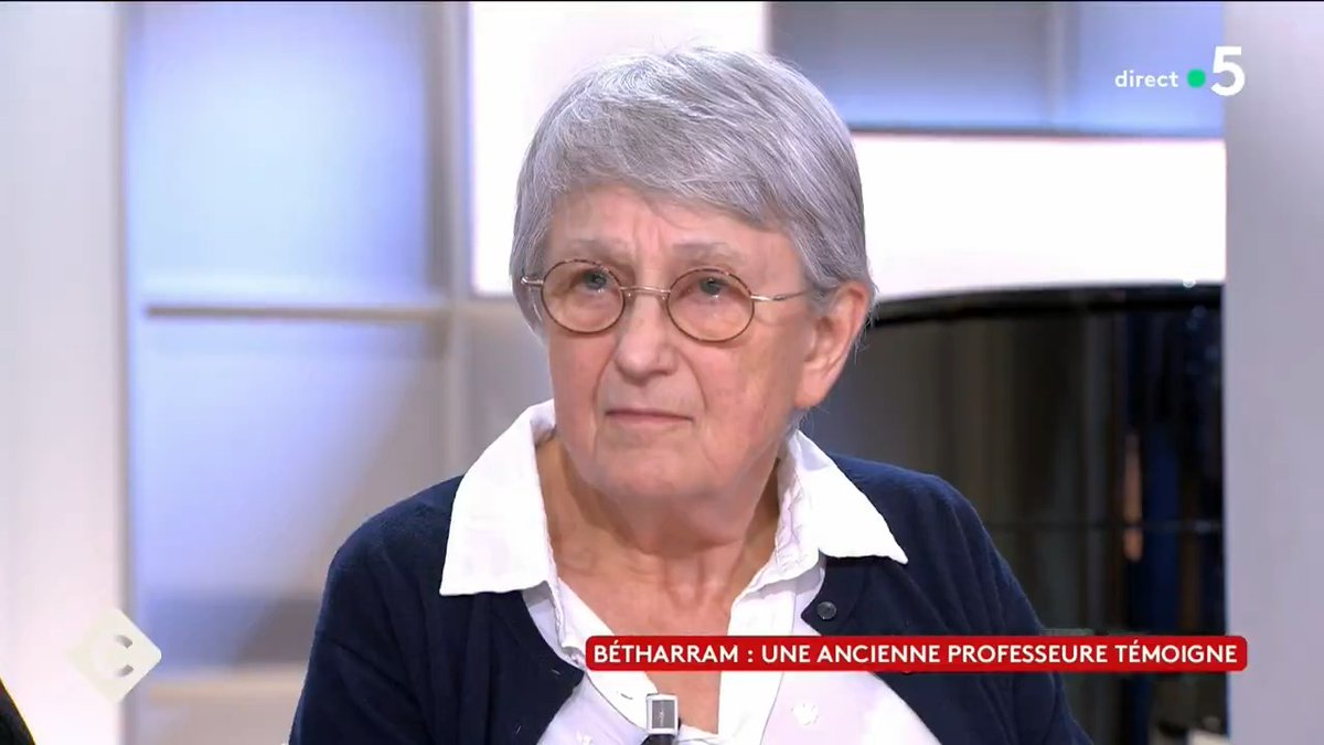 « Quand ils ont su que j'avais donné aux enfants le "119", c'était insupportable pour eux. Ils ont provoqué un accident qui m'a fracturé les os de la face, j'ai reçu des menaces téléphoniques chez moi. » Bétharram, c'était vraiment la mafia. Abominable.