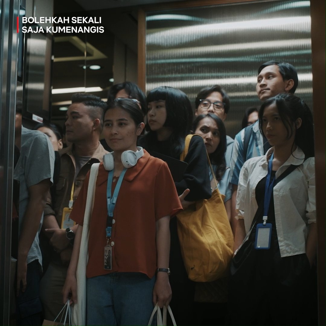Siap-siap banjir air mata ngeliat Prilly Latuconsina &amp; Dikta Wicaksono bertukar cerita tentang luka batin mereka 😢 Film Bolehkah Sekali Saja Kumenangis, sekarang udah masuk Netflix.