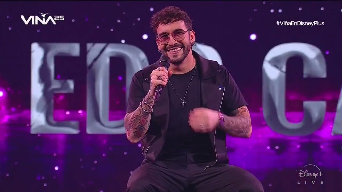 🔴 CHISTES DEL PICO APPROVED: Edo Caroe haciendo un homenaje a Don Carter con un pepino 🤣🤣 #Viña2025 #ViñaXMega "Don Carter: tú sabes Edo que el pepino es bueno para la memoria..."