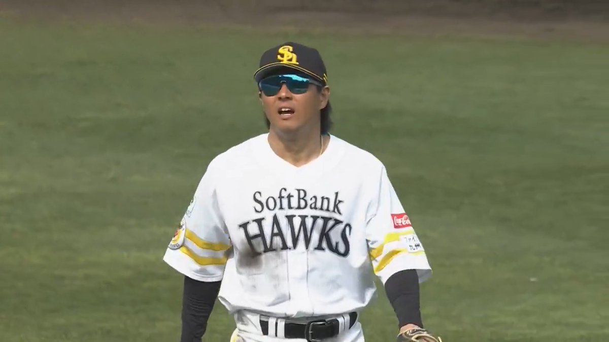 今日も好返球を披露✨ 福岡ソフトバンク #佐藤直樹 選手のバックホームで先制点阻止‼️ #2025球春みやざきベースボールゲームズ #sbhawks 👇ライブ配信はこちら