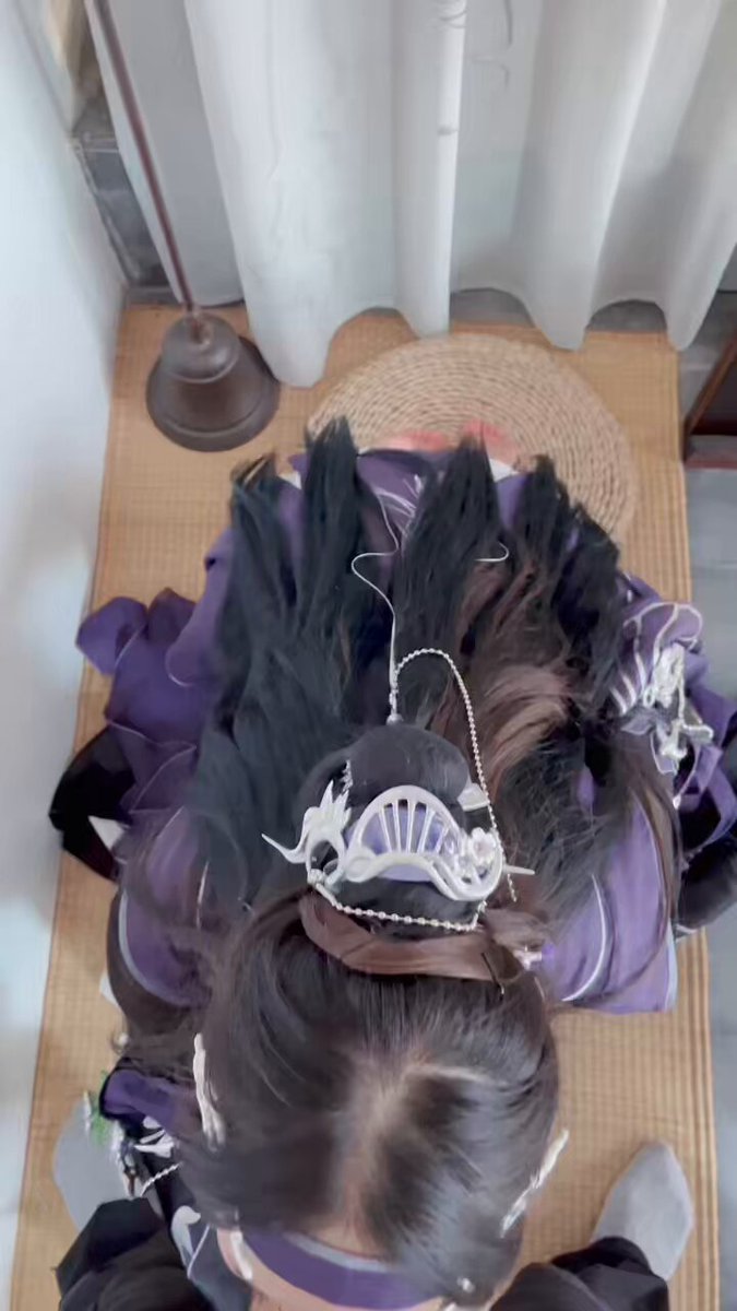 回看情缘缘录的吃鸡小视频的时候发现我发缝好宽啊我emo了 #剑三海鳗 #海鳗 #rqrh #剑网3 #剑网三