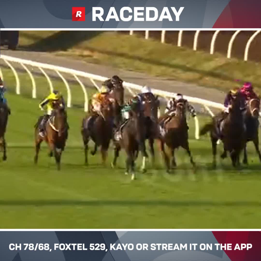 Shinn sends her clear &amp; this one's for Mike ❤️ After an emotional day for the racing industry, Mike's own horse Burlington Gate, salutes and honours a beloved racing figure 👏 Blake Shinn