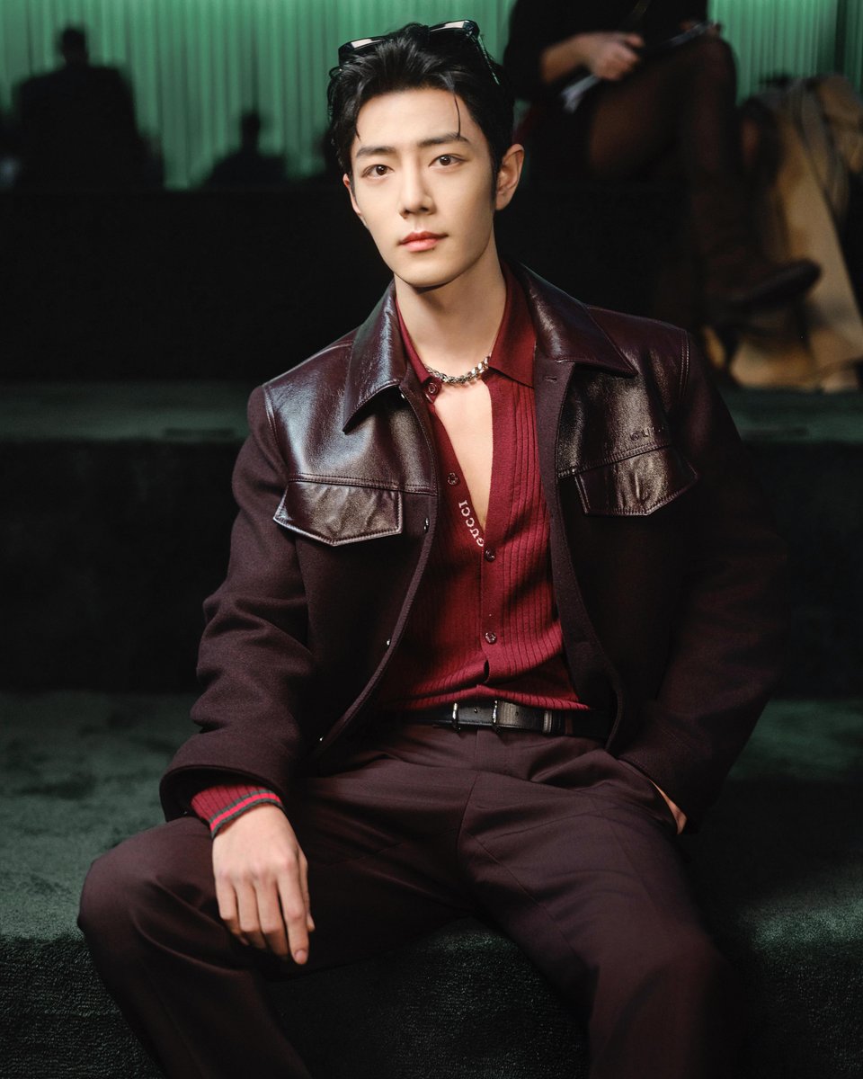 Moments from the Gucci Fall Winter 2025 arrivals. #GucciFW25 #MFW #XiaoZhan #JessicaChastain #DaniellePizzorni #Bbillkin #YaraShahidi #GeorgeMacKay #DevPatel #PixieGeldof #GeorgeBarnett #LeeJungJae #AustinLin