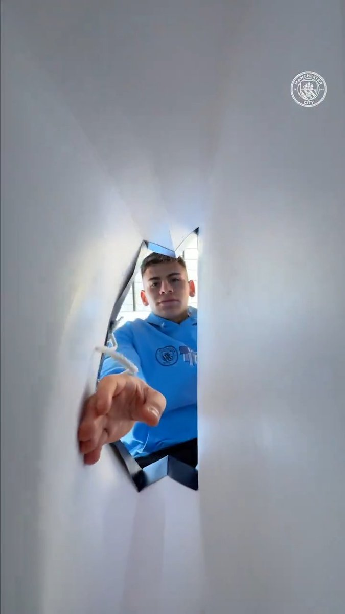 🔵🇦🇷 Claudio Echeverri has arrived, as new Manchester City player ✨