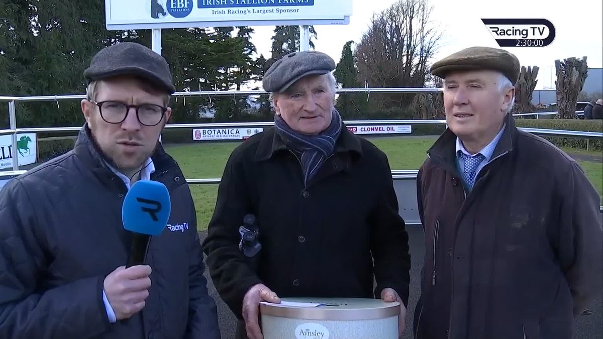 🗣️ "We grew up together, we've been great friends all of our lives!" A great chat with winning owner Ivor Dulohery and winning trainer Arthur O'Grady after Maciver landed a three-timer at Clonmel Races 🙌