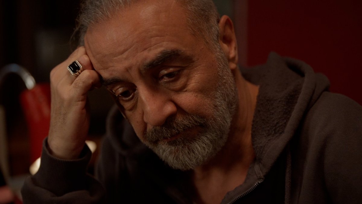 “Kimi dertten çekmiş, kimi gönülden…” #İnciTaneleri Hulusi Gökmeşe 🙏 @kanald @bkmonline