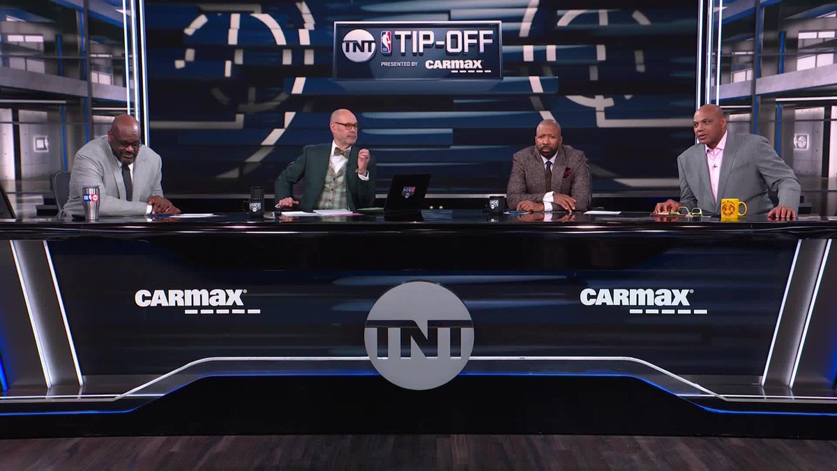 The Fellas take a look at the state of the world the last time Chuck won a bet 👀😆