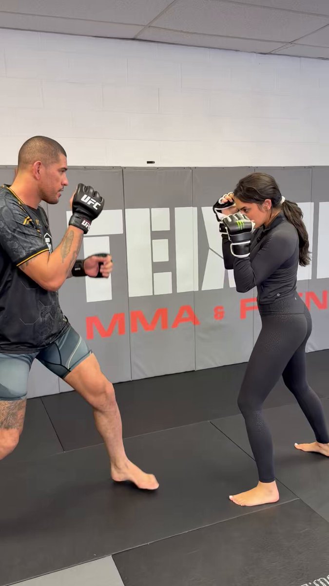 Alex Pereira taught me the Poatan Necktie submission! UFC 313 fight vlog with Alex comes out tomorrow on my YT channel: NinaDrama