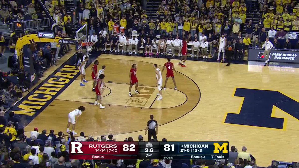 More angles of Nimari Burnett's buzzer-beater because why not 🤷‍♂️ #B1GMBBall x Michigan Men's Basketball