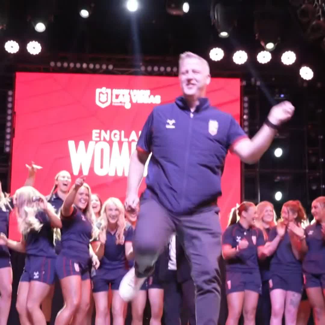 Shona Hoyle &amp; Stuart Barrow showing off their dance moves in Vegas 💃🕺