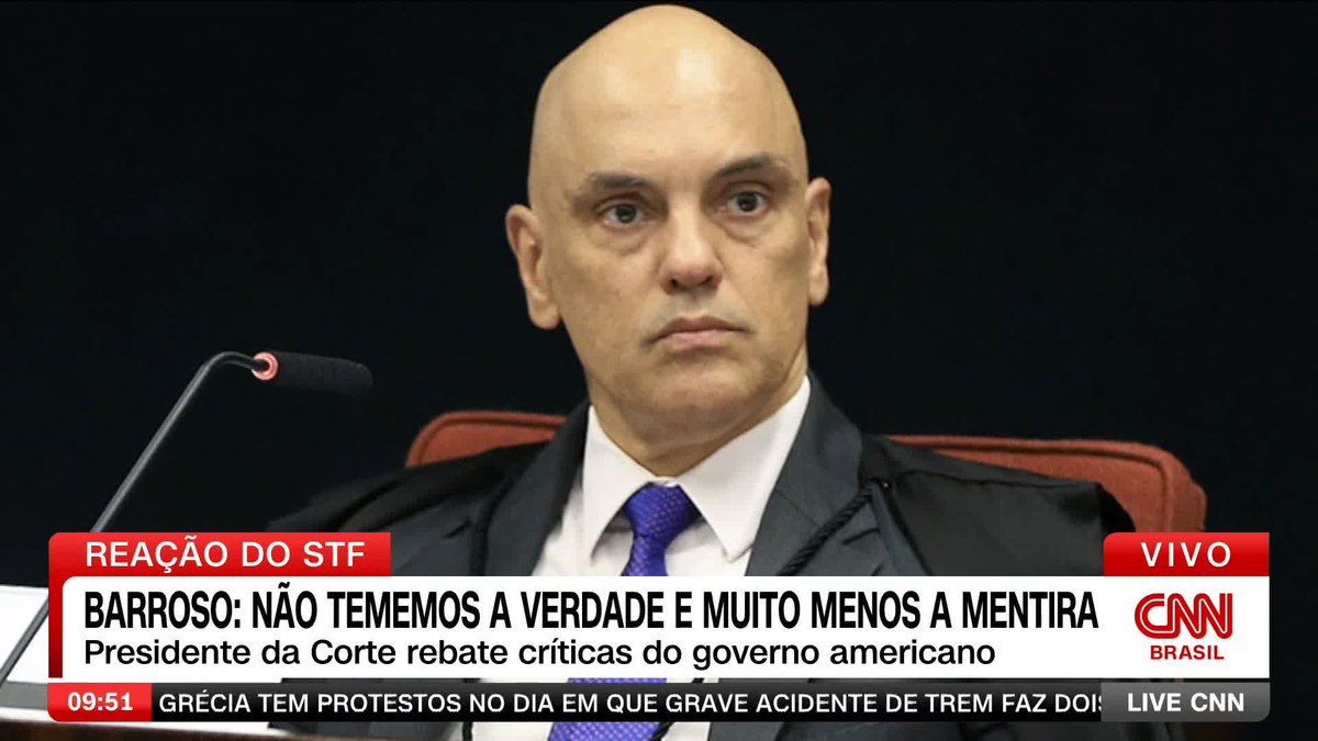 Decano do Supremo Tribunal Federal (STF), o ministro Gilmar Mendes usou as redes sociais para defender a Corte e o ministro Alexandre de Moraes. #LiveCNNBrasil