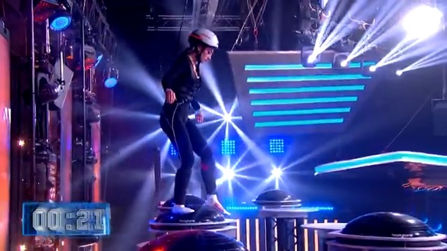 ¡Increíble! Lolaloliitaaa completa el circuito en 35 segundos ¿Alguien puede superarla? #ElDesafío