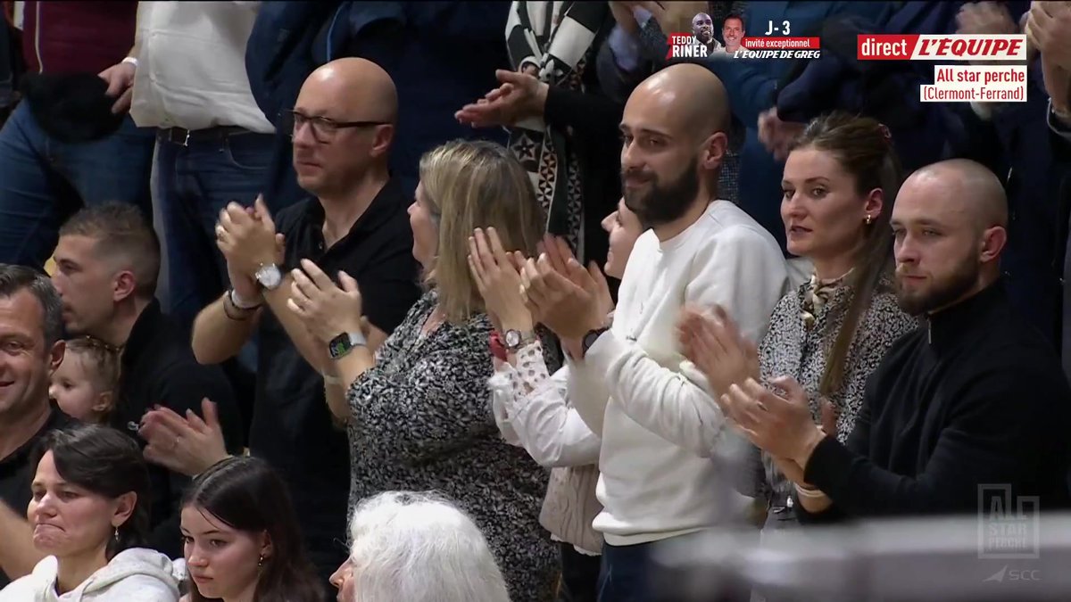 Renaud Lavillenie échoue à 6,02 m mais est félicité par tout le public de Clermont-Ferrand ! Suivez le All star perche sur la chaine L'Équipe >