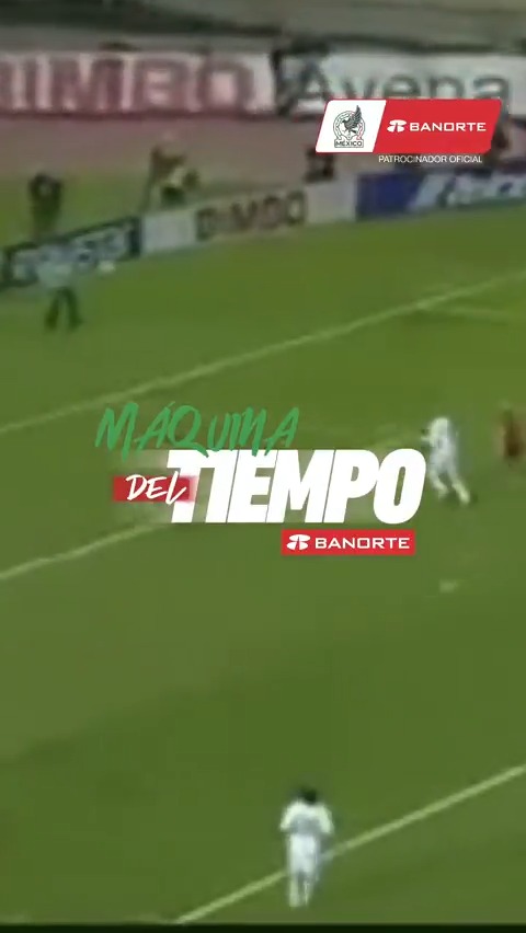Enfrentar a Canadá 🇨🇦 siempre trae recuerdos y el gol de Vuoso es siempre el primero. 🫶🏼 🇲🇽 Hoy en la #MáquinaDelTiempo, presentada por Banorte, recordamos el gol histórico del Toro. 🐂