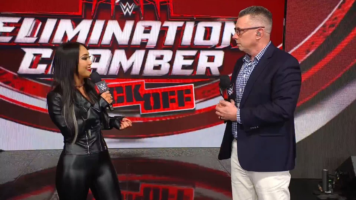 Step aside, Michael Cole! roxanne is here and she's READY for #WWEChamber tomorrow 😤