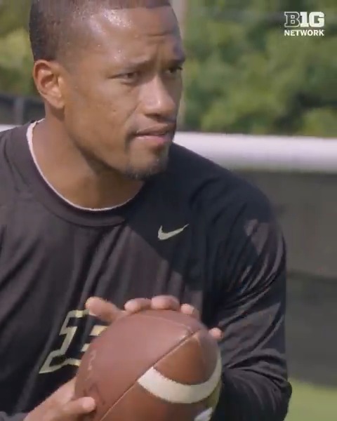 “I’m not here to be your friend.” - I’m here to push you. - I’m here to challenge you. - I’m here to help you be successful. I am a Coach. Marcus Freeman GOLD 🥇