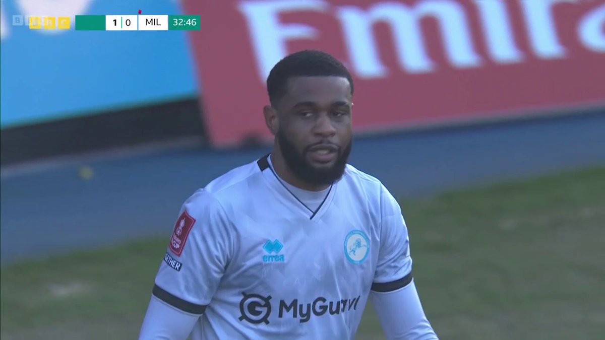 Own goal! Japhet Tanganga heads into his own net ๐ฌ Crystal Palace lead Millwall. #FACup
