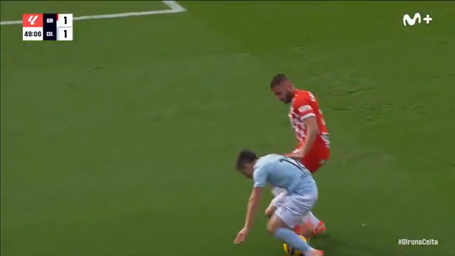 El penalti de David López sobre Alfon. #LaCasaDelFútbol #LALIGAEASPORTS