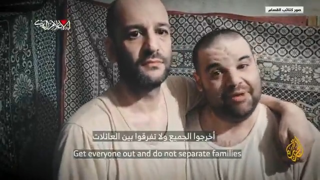 فيديو بثته كتائب القسام لأسيرين إسرائيليين تحت عنوان "هذا حقا غير إنساني"، مع انتهاء المرحلة الأولى من اتفاق وقف إطلاق النار وتبادل الأسرى #الأخبار #حرب_غزة