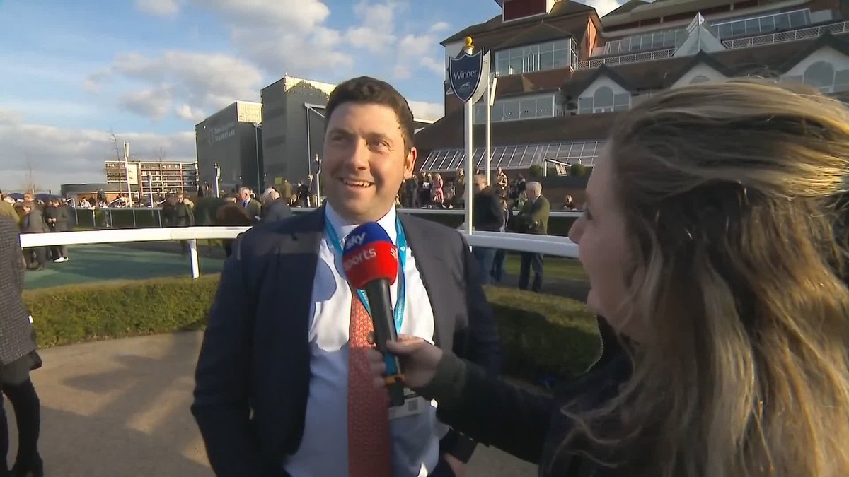 "Halfway around I thought I was getting sacked!" Booster Bob was a memorable 880/1 in-running winner for Olly Murphy at Newbury Racecourse...