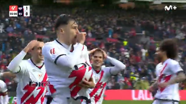 Tiene cuerda para RATIU. 🚀 Misilazo directo a la escuadra. #LaCasaDelFútbol #LALIGAEASPORTS
