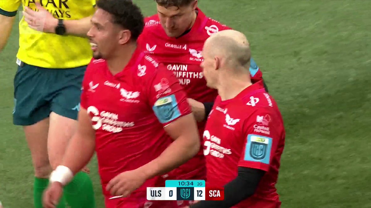 CAAAIS Y Scarlets ar dân yn yr hanner cyntaf yn erbyn Ulster! Macs Page this time with the break to put Ioan Nicholas over. ⚪️ v 🔴 📺 S4C 🏴 🔴 English Commentary #BKTURC | Scarlets Rugby