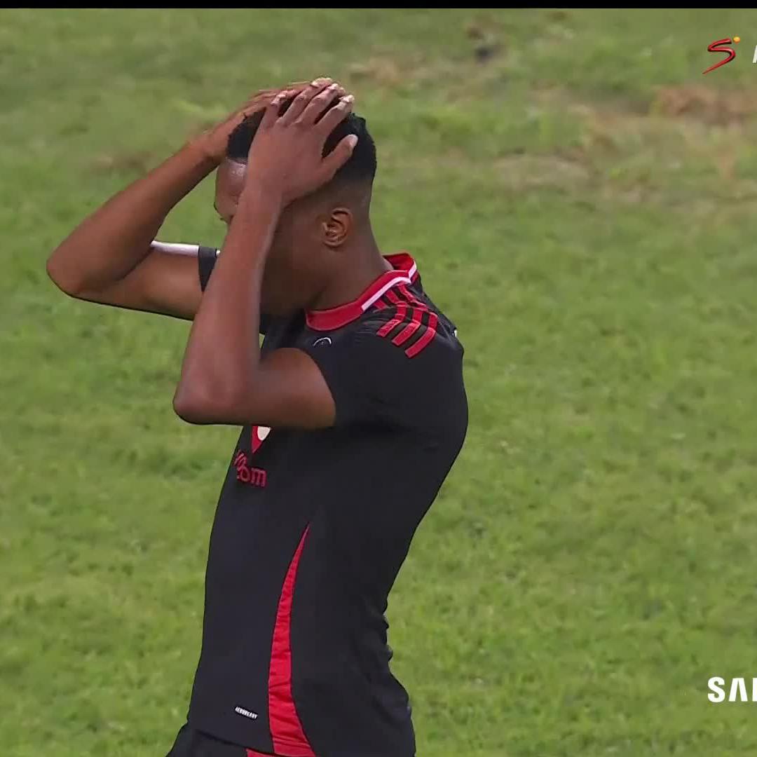 Nemthajela forces an OG from Mbatha. Title race over? 🟢☠️