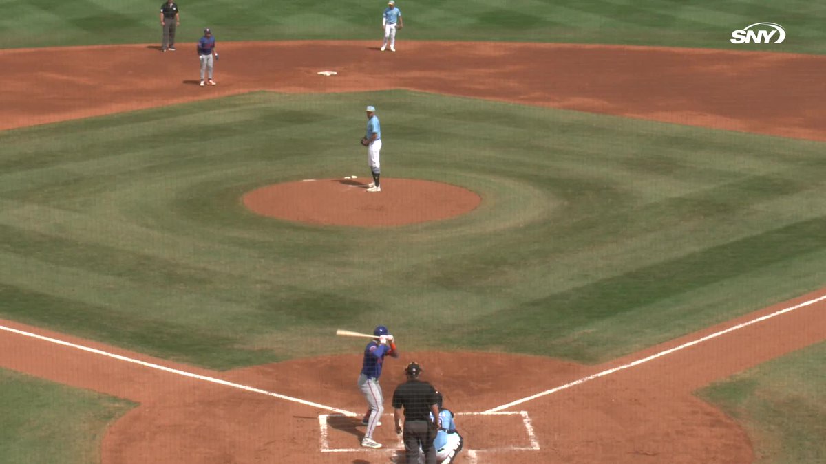 Jose Siri with a three-run homer to bring the Mets ahead 3-0 🔥