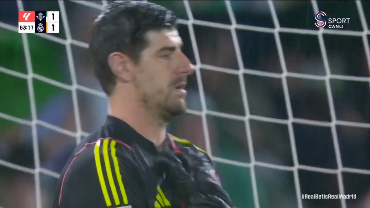 Real Madrid karşısında 1 gol, 1 asist 💫 Francisco Román Alarcón Suárez, namıdiğer Isco.